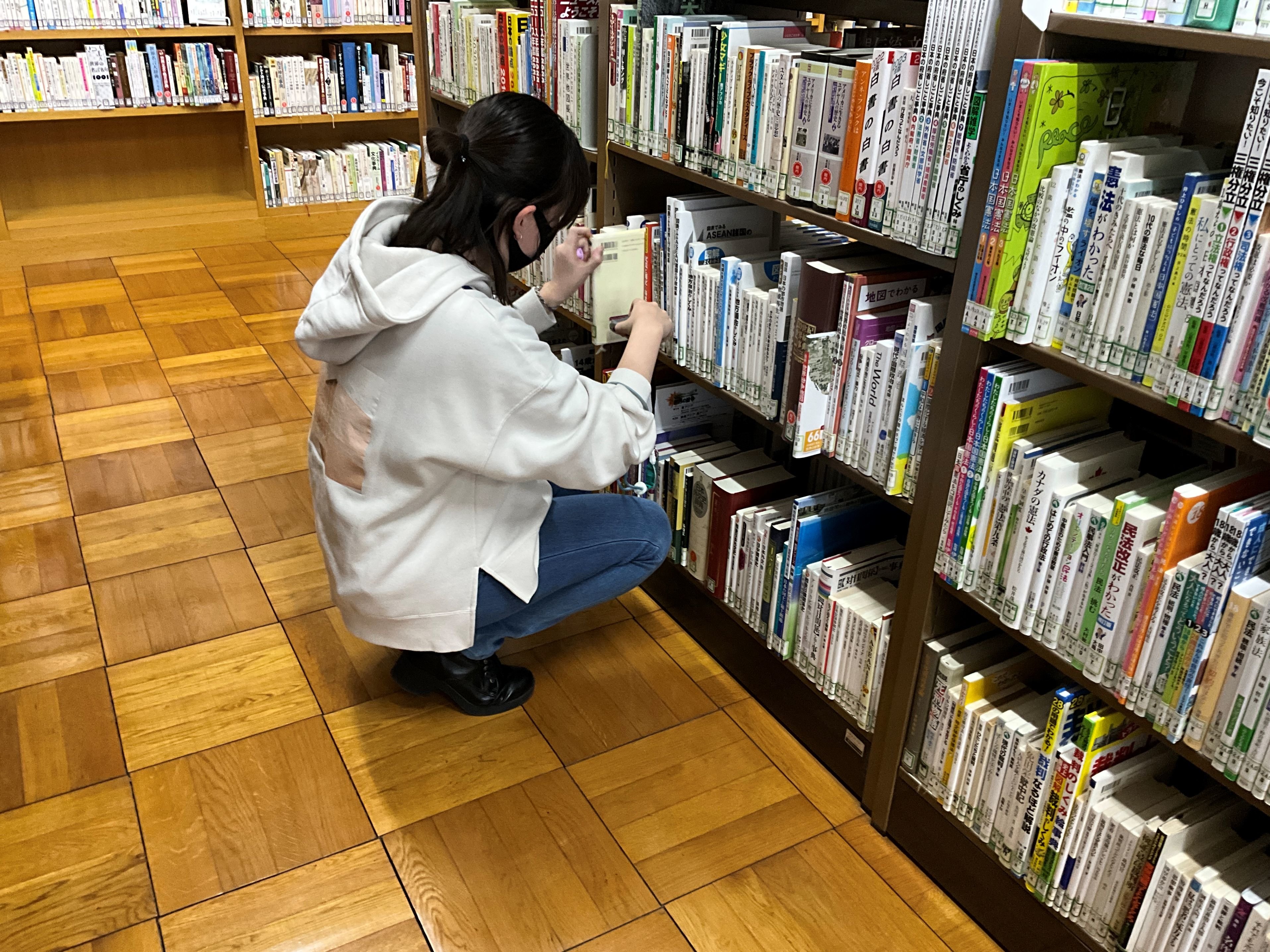 20231130library_2.jpg