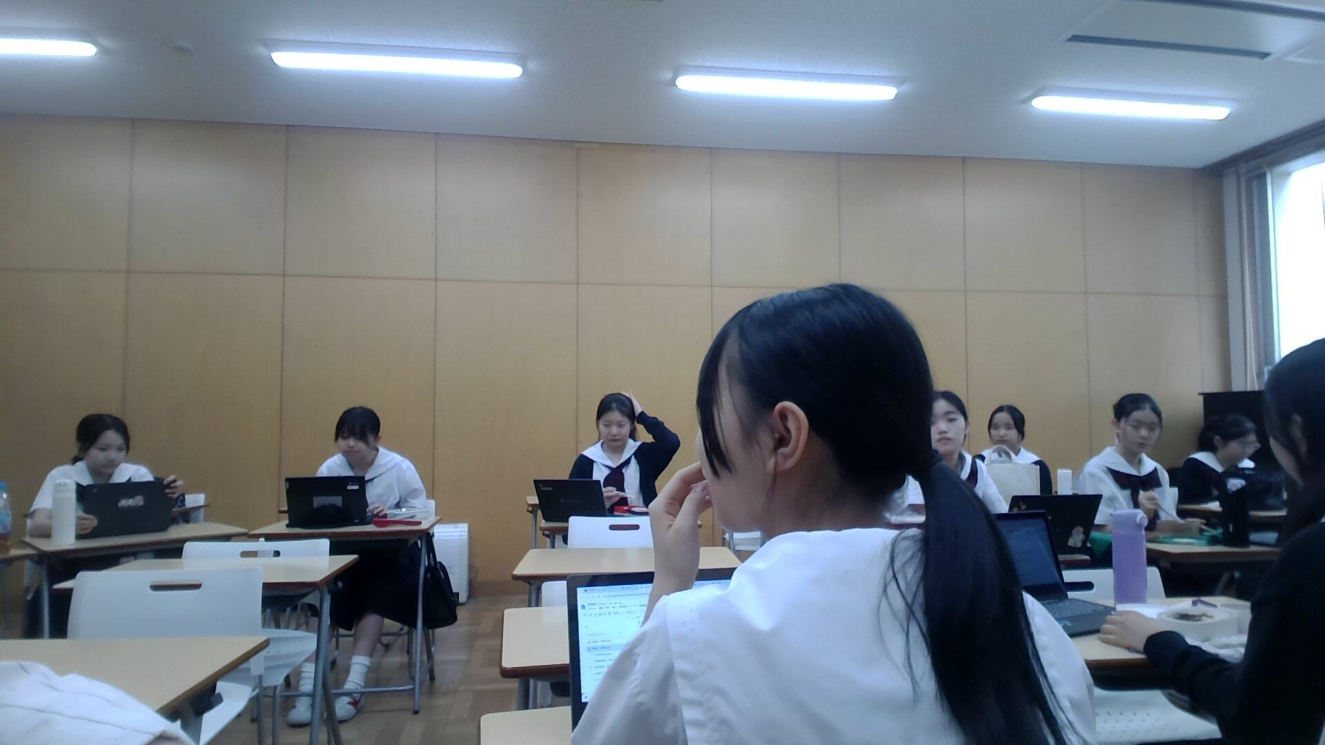 定例会の様子.jpg