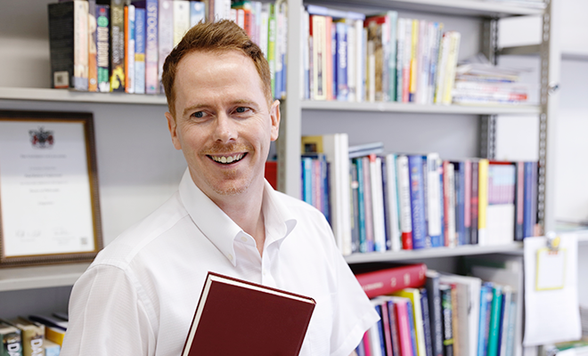 アンダーウッド,ポール 先生