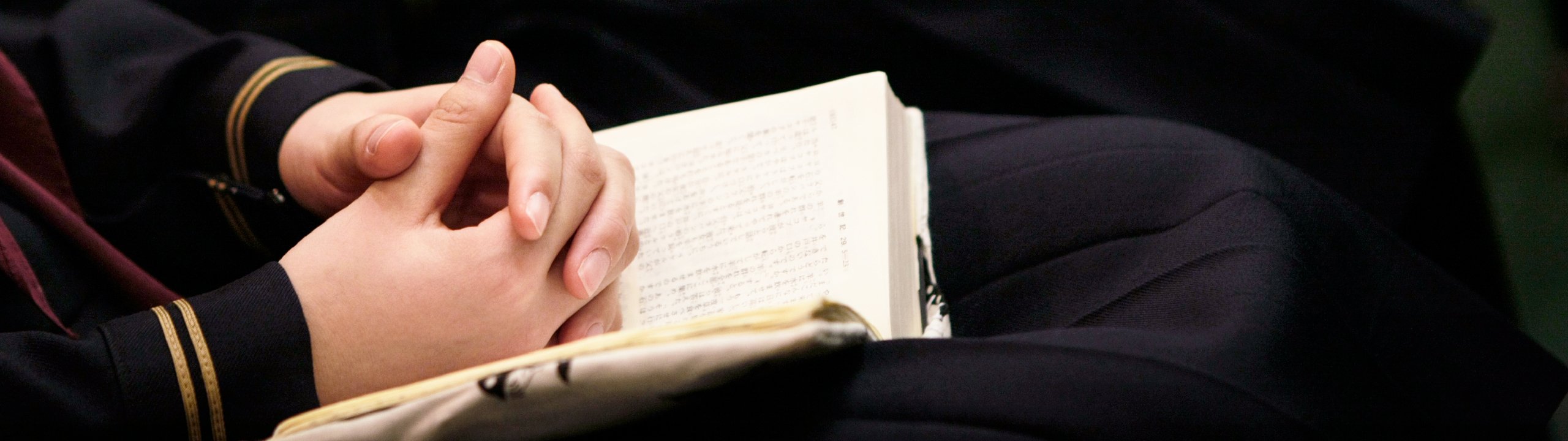 学院について